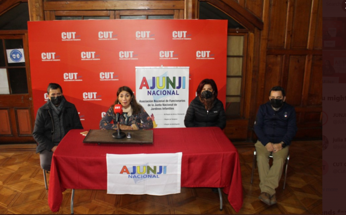 “No se cumplen las medidas sanitarias”: AJUNJI interpela al gobierno por abrir salas cunas y jardines infantiles en fase de confinamiento “No se cumplen las medidas sanitarias”: AJUNJI interpela al gobierno por abrir salas cunas y jardines infantiles en fase de confinamiento