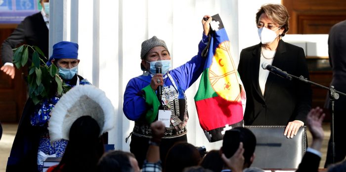 Los desplazamientos del poder Los desplazamientos del poder