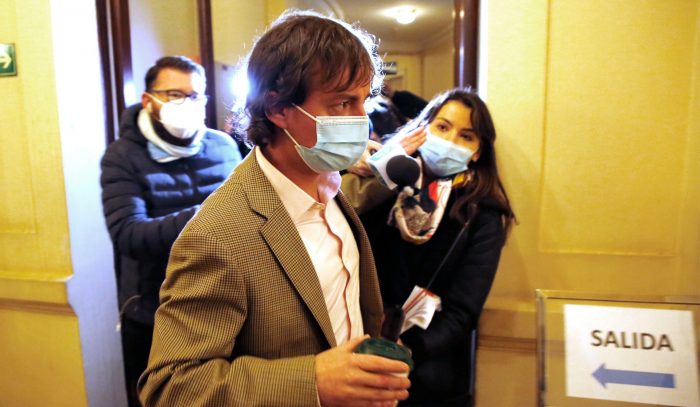 El hilo se cortó por Encina: La Moneda confirma salida del secretario técnico de la Convención y nombra a Catalina Parot El hilo se cortó por Encina: La Moneda confirma salida del secretario técnico de la Convención y nombra a Catalina Parot