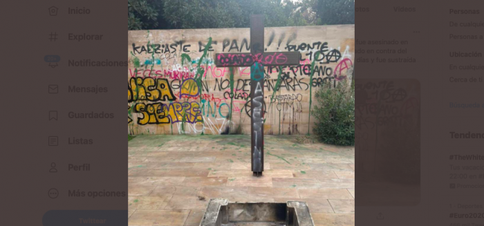 UDI se querellará por daños a tumba de Jaime Guzmán y presentará demanda civil contra el cementerio UDI se querellará por daños a tumba de Jaime Guzmán y presentará demanda civil contra el cementerio