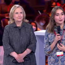 Julieta Martínez interpela a líderes mundiales en París: “Dejemos de invitar a las niñas a dar discursos motivacionales e incluyámoslas en la conversación como sujetas de derecho»
