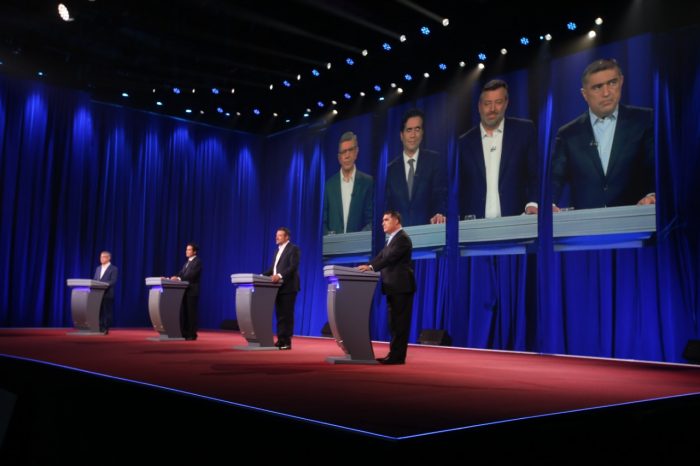 ¿Qué hicieron para detener las violaciones a los DD.HH. durante el estallido?: la pregunta que complicó a los candidatos de Chile Vamos en el último debate antes de las primarias ¿Qué hicieron para detener las violaciones a los DD.HH. durante el estallido?: la pregunta que complicó a los candidatos de Chile Vamos en el último debate antes de las primarias