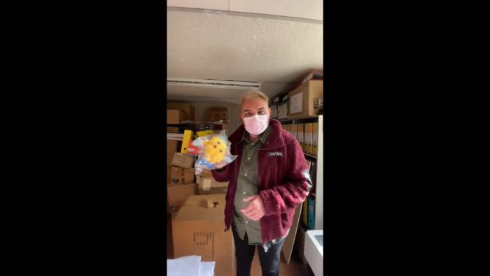 Coletazos de «Renacín»: Concejal de Maipú encuentra bodegas repletas de peluches y acusa que fueron dejados por gestión de Cathy Barriga Coletazos de