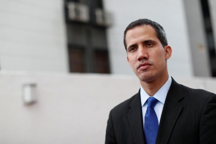 La Policía venezolana intentó detener a Guaidó en su casa La Policía venezolana intentó detener a Guaidó en su casa
