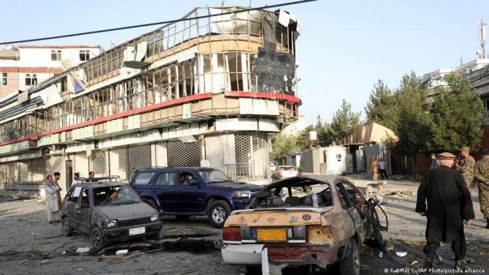 Afganistán: Talibanes reivindican atentado contra ministro de Defensa en Kabul Afganistán: Talibanes reivindican atentado contra ministro de Defensa en Kabul