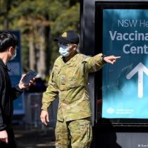 Australia extiende un mes más el confinamiento en Sídney