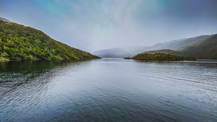 Ensanche del canal Kirke: el polémico proyecto de intervención de la Patagonia que beneficiaría a la industria salmonera Ensanche del canal Kirke: el polémico proyecto de intervención de la Patagonia que beneficiaría a la industria salmonera