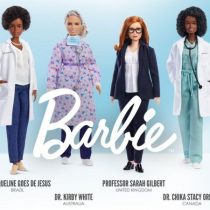 Las nuevas Barbies inspiradas en la creadora de la vacuna de AstraZeneca y otras mujeres de la ciencia