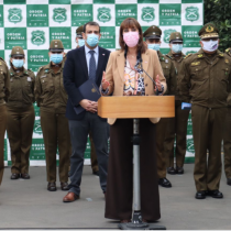 Protocolos con “perspectiva de género”: Carabineros capacitará a 13 mil funcionarios/as para acoger casos de violencia intrafamiliar