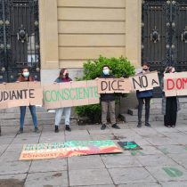 Estudiantes UC piden a rector Sánchez rechazar proyecto Dominga: “Optar por el silencio es también una forma de negacionismo”