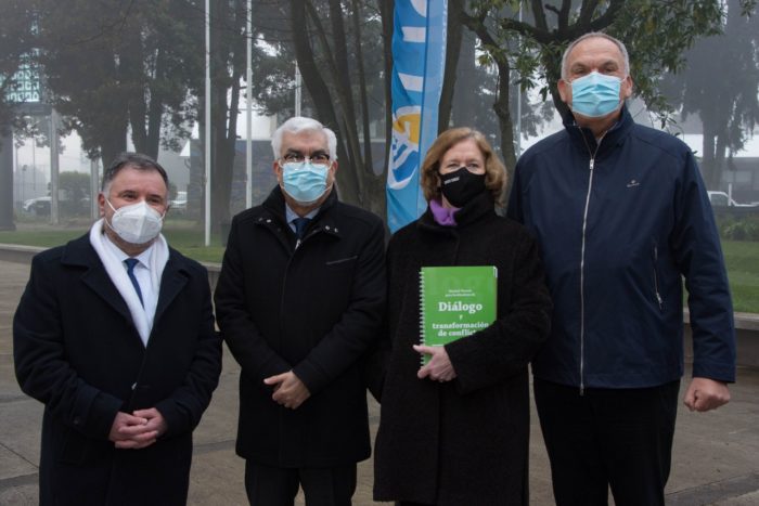 Rectora de la UST Temuco por el proceso iniciado por el Centro Nansen en La Araucanía: «La mayoría de las personas e instituciones están dispuestas a dialogar. Las forestales también» Rectora de la UST Temuco por el proceso iniciado por el Centro Nansen en La Araucanía: