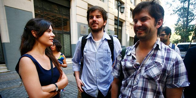 De las calles a la disputa del poder: el reencuentro de líderes estudiantiles del 2011 en la campaña de Gabriel Boric De las calles a la disputa del poder: el reencuentro de líderes estudiantiles del 2011 en la campaña de Gabriel Boric