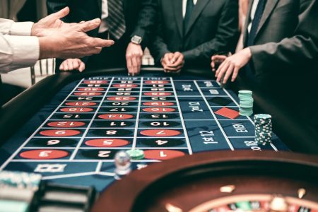 ¿Tiene problemas con casino poker online? Charlemos