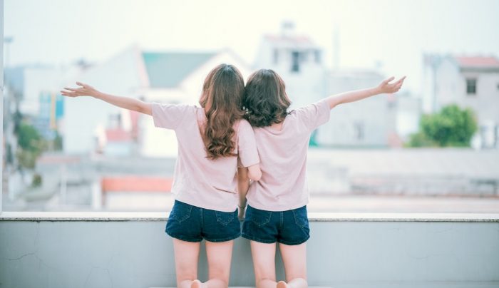 Día del niño y la niña: la importancia de la amistad en el desarrollo Día del niño y la niña: la importancia de la amistad en el desarrollo