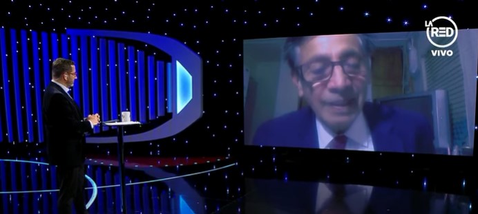 El momento en que Sergio Tapia Ojeda se entera en televisión de que no es candidato presidencial El momento en que Sergio Tapia Ojeda se entera en televisión de que no es candidato presidencial