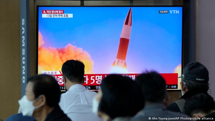 Japón vigila a Corea del Norte tras nuevo lanzamiento de misil Japón vigila a Corea del Norte tras nuevo lanzamiento de misil