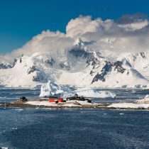 La importancia del monitoreo continuo del sistema climático en Antártica y sus desafíos futuros