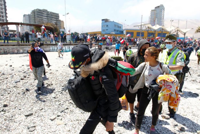 Organizaciones exigen modificar política migratoria chilena: «Es urgente un cambio de timón» Organizaciones exigen modificar política migratoria chilena: