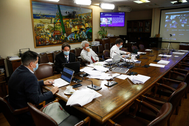 Comisión de Trabajo de la Cámara despacha Ley Corta de Pensiones con indicación que aumenta PBS a $210 mil: proyecto pasa a Comisión de Hacienda Comisión de Trabajo de la Cámara despacha Ley Corta de Pensiones con indicación que aumenta PBS a $210 mil: proyecto pasa a Comisión de Hacienda