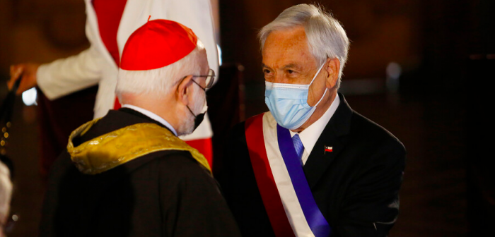 Critica de Aós al matrimonio igualitario marcó el Te Deum: Presidente Piñera replica que «la ley tiene que proteger a todas las familias» Critica de Aós al matrimonio igualitario marcó el Te Deum: Presidente Piñera replica que