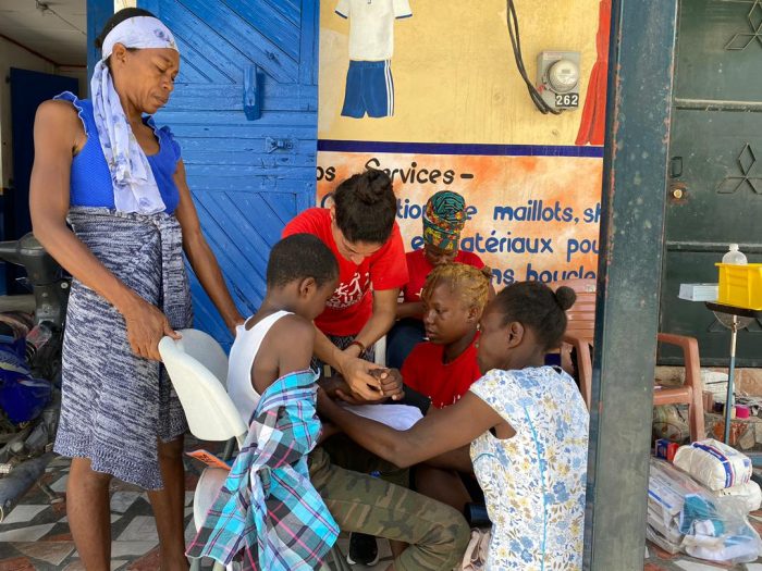 Terremoto en Haití: Chilena lanza campaña para recaudar fondos