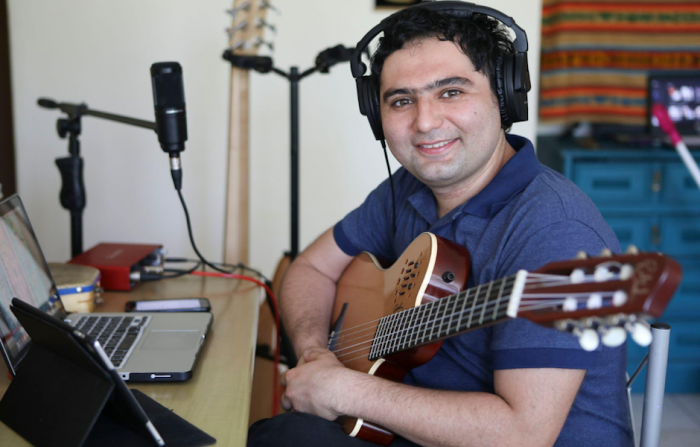 Profesor que empodera a estudiantes ciegos a través de la música está entre los 50 mejores del mundo Profesor que empodera a estudiantes ciegos a través de la música está entre los 50 mejores del mundo