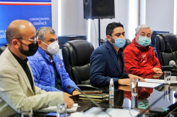 Gobernador de Tarapacá lidera mesa ampliada de trabajo para abordar crisis migratoria Gobernador de Tarapacá lidera mesa ampliada de trabajo para abordar crisis migratoria