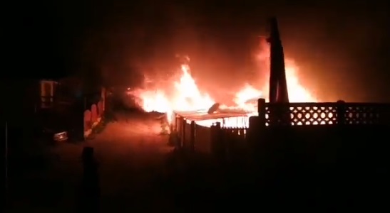 Dos adultos mayores fallecieron tras incendio en vivienda en El Tabo Dos adultos mayores fallecieron tras incendio en vivienda en El Tabo