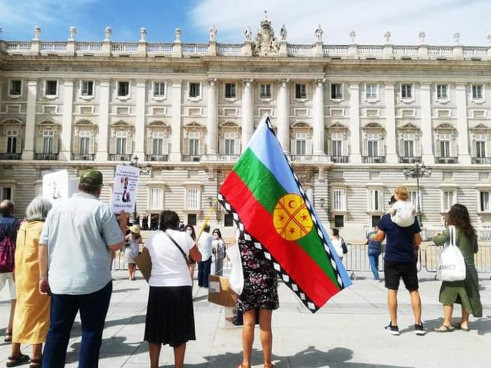Hasta a España llegaron las protestas: manifestaciones contra Presidente Piñera por violaciones a los DD.HH. en el estallido social Hasta a España llegaron las protestas: manifestaciones contra Presidente Piñera por violaciones a los DD.HH. en el estallido social