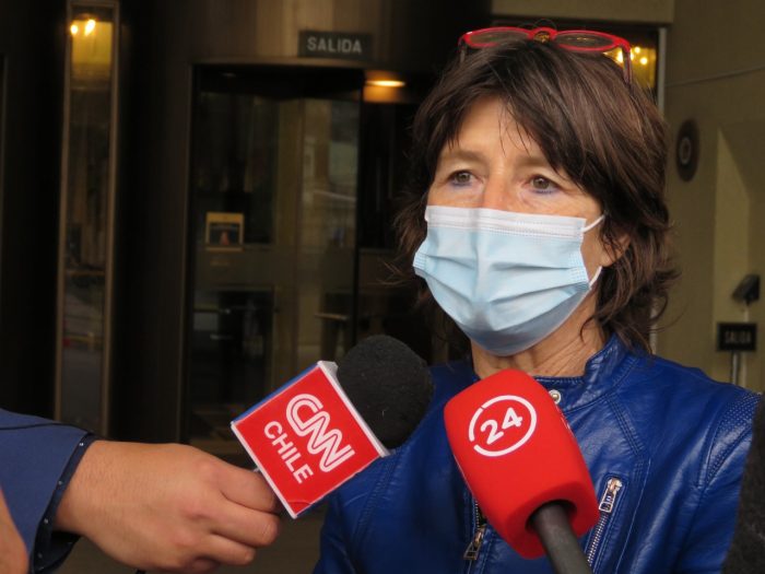Diputada Girardi presenta proyecto de reforma constitucional que apunta a “perdonazo” para estudiantes que perdieron la gratuidad en pandemia Diputada Girardi presenta proyecto de reforma constitucional que apunta a “perdonazo” para estudiantes que perdieron la gratuidad en pandemia