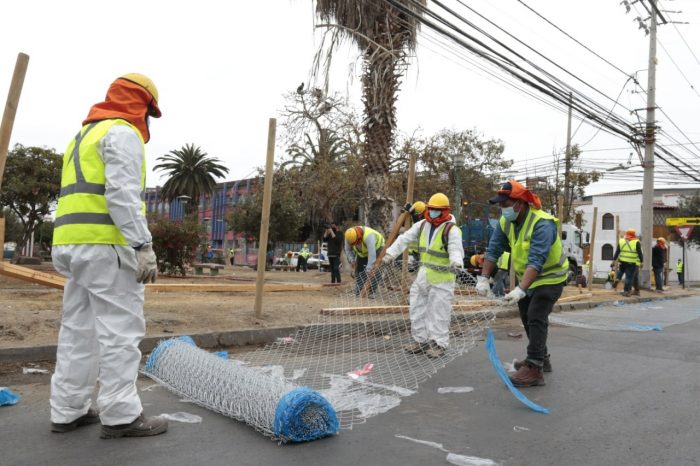 Alcalde de Iquique acusa que el Gobierno está transformando la comuna en una «zona de sacrificio»: «Espero que no terminemos con 10 plazas Brasil» Alcalde de Iquique acusa que el Gobierno está transformando la comuna en una