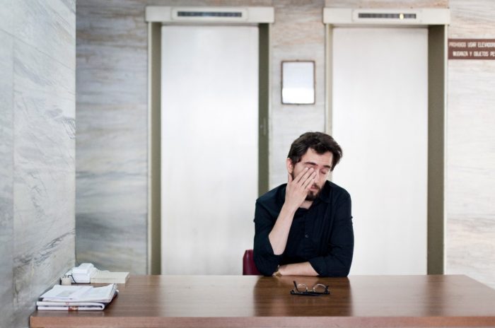 Escritor mexicano Daniel Saldaña: “Cada vez que una novela me decepciona, me refugio en un poema que sé que me va a devolver la fe en las posibilidades del lenguaje” Escritor mexicano Daniel Saldaña: “Cada vez que una novela me decepciona, me refugio en un poema que sé que me va a devolver la fe en las posibilidades del lenguaje”