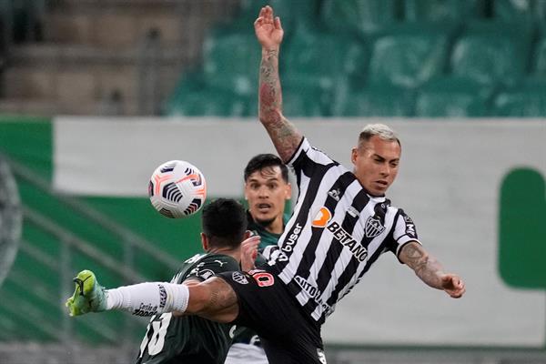 Palmeiras y Atlético Mineiro no se hicieron daño en la semifinal de ida de la Libertadores que tuvo duelo de chilenos Palmeiras y Atlético Mineiro no se hicieron daño en la semifinal de ida de la Libertadores que tuvo duelo de chilenos