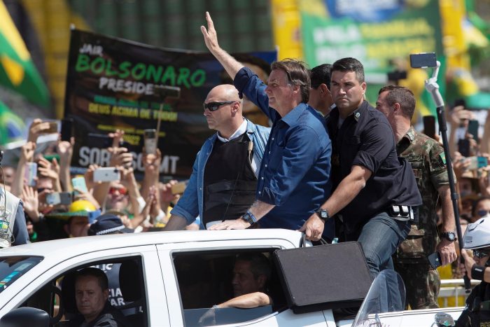 Bolsonaro lidera manifestaciones con ultimátum al Tribunal Supremo y la prensa brasileña habla de “amenaza golpista”