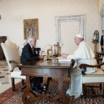 Papa habla del “proceso de reforma de la Constitución” con el Presidente Piñera y este destaca “el respeto a los derechos humanos de todos”