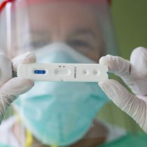 Los test rápidos para detección de Covid: La clave para reuniones seguras