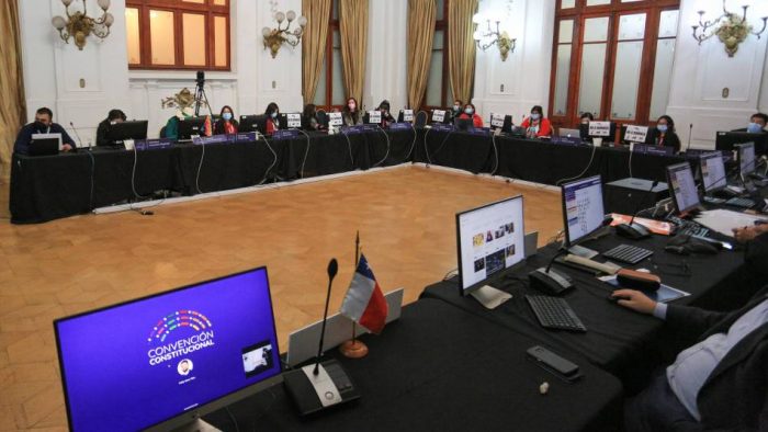 La inconveniencia de los plebiscitos dirimentes en la Convención Constitucional La inconveniencia de los plebiscitos dirimentes en la Convención Constitucional