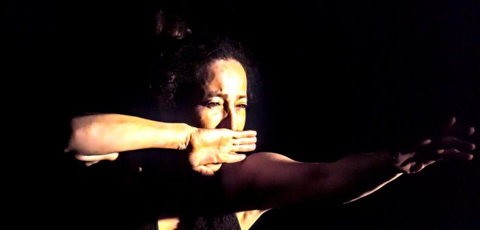 Obra “Ella, nosotras y yo” en Teatro Camilo Henríquez Obra “Ella, nosotras y yo” en Teatro Camilo Henríquez