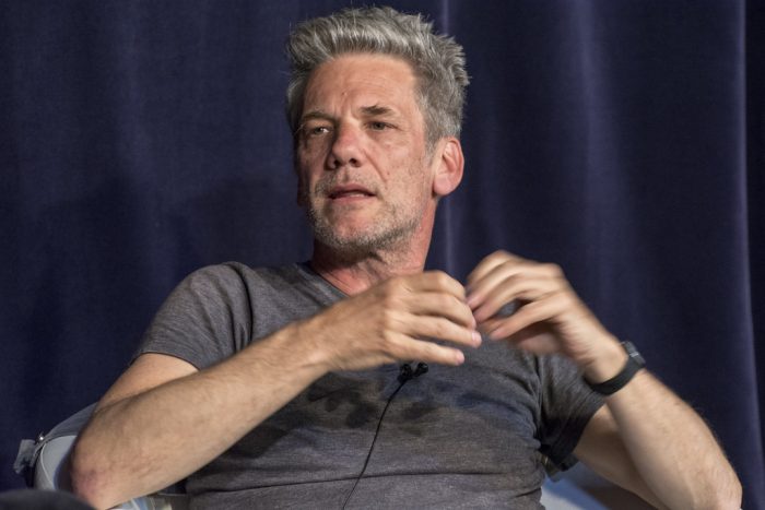 Escritor argentino Alan Pauls: «no hay experiencia amorosa que no esté montada en alguna clase de cojera o de cortocircuito» Escritor argentino Alan Pauls: «no hay experiencia amorosa que no esté montada en alguna clase de cojera o de cortocircuito»