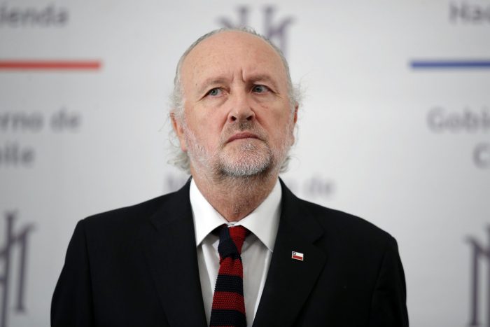 Ministro de Defensa y rol de las FF.AA. en Estado de Excepción en provincias del sur: «Están cumpliendo su misión con estricto apego a la legislación» Ministro de Defensa y rol de las FF.AA. en Estado de Excepción en provincias del sur: