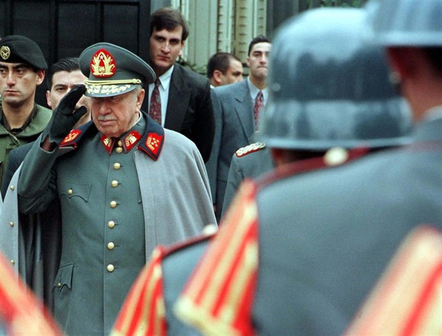 Villa Alemana revoca calidad de «Ciudadano Ilustre» al dictador Augusto Pinochet y a José Toribio Merino Villa Alemana revoca calidad de