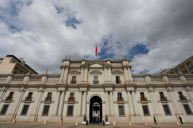 Movimiento en La Moneda tras dimisión de Guevara: designan a Eugenio Aguiló como nuevo subsecretario de la Segegob Movimiento en La Moneda tras dimisión de Guevara: designan a Eugenio Aguiló como nuevo subsecretario de la Segegob