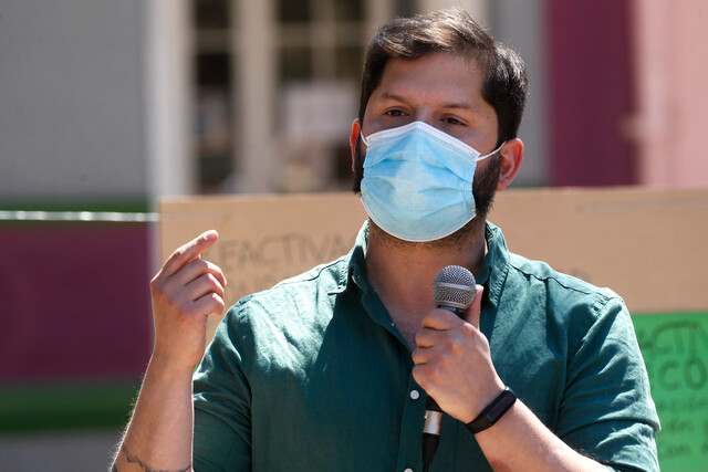 Boric replica las críticas por ausencia en debates de gremios empresariales: «Las campañas se construyen con el pueblo de Chile» Boric replica las críticas por ausencia en debates de gremios empresariales: