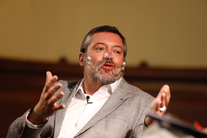 Sichel juega al sálvese quien pueda: candidato profundiza su descuelgue por “Piñera Papers” y asegura que “se requieren más aclaraciones” Sichel juega al sálvese quien pueda: candidato profundiza su descuelgue por “Piñera Papers” y asegura que “se requieren más aclaraciones”