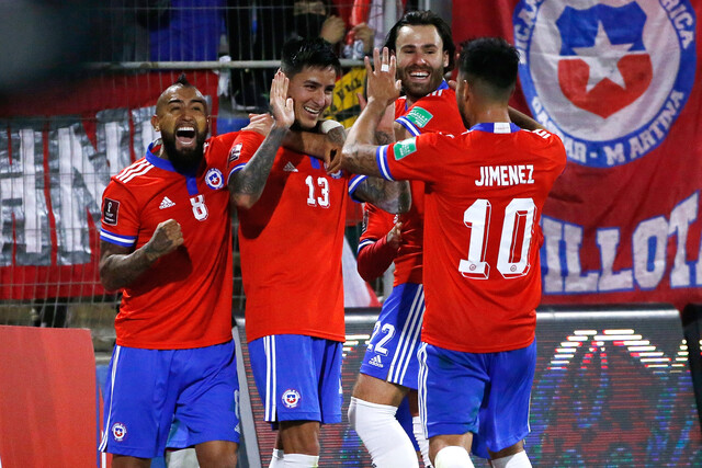 La Roja vuelve a triunfar en Clasificatorias: supera a la Vinotinto con doblete de Pulgar y gol de Brereton La Roja vuelve a triunfar en Clasificatorias: supera a la Vinotinto con doblete de Pulgar y gol de Brereton