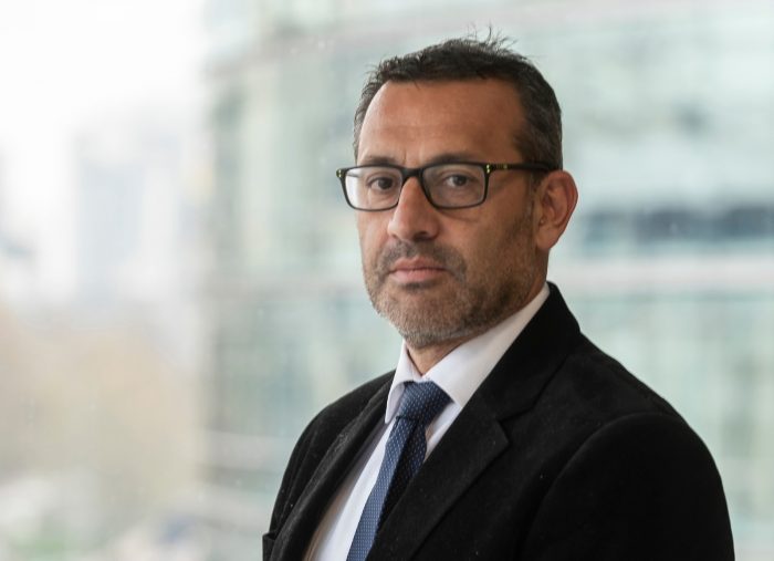 Tras segundo concurso en Alta Dirección Pública, La Moneda nombra a Carlos Mora Jano como nuevo Defensor Penal Público Tras segundo concurso en Alta Dirección Pública, La Moneda nombra a Carlos Mora Jano como nuevo Defensor Penal Público