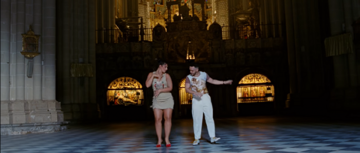 Polémico video de C. Tangana y N. Peluso en Catedral de Toledo: deán dimite y purificarán recinto Polémico video de C. Tangana y N. Peluso en Catedral de Toledo: deán dimite y purificarán recinto