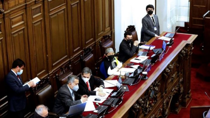 Estudio muestra cómo ha evolucionado la «violencia en línea» contra la Convención Constitucional Estudio muestra cómo ha evolucionado la