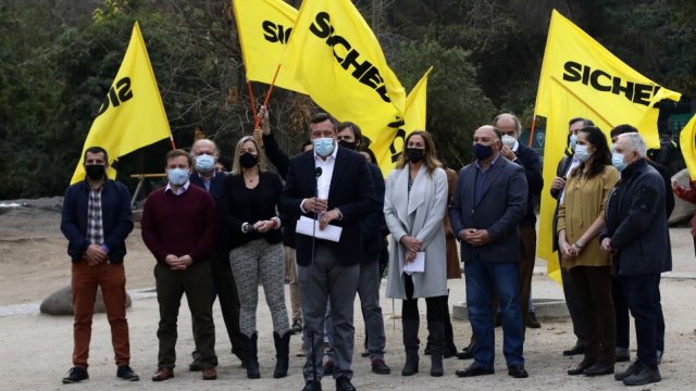 La derecha y sus «hombres del destino» La derecha y sus