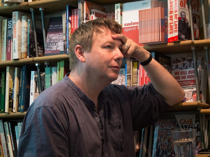 Científico Danny Dorling advierte en Puerto de Ideas sobre el capitalismo «destructivo y antisocial» Científico Danny Dorling advierte en Puerto de Ideas sobre el capitalismo «destructivo y antisocial»
